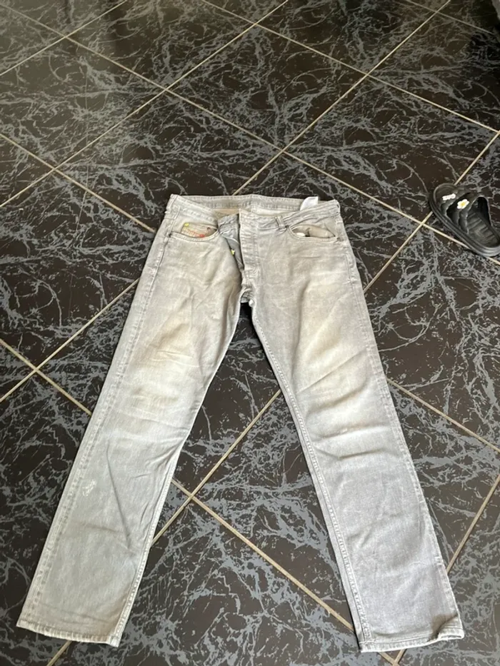 Jean diesel gris 48
