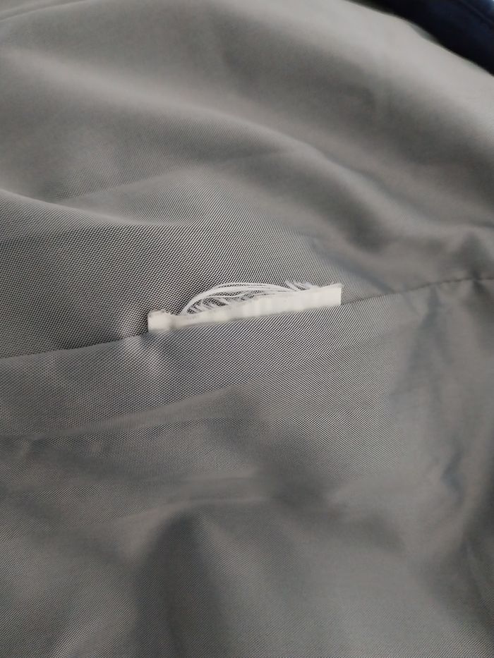 Lot e 2 blousons femme marque Quechua taille 44 - photo numéro 4