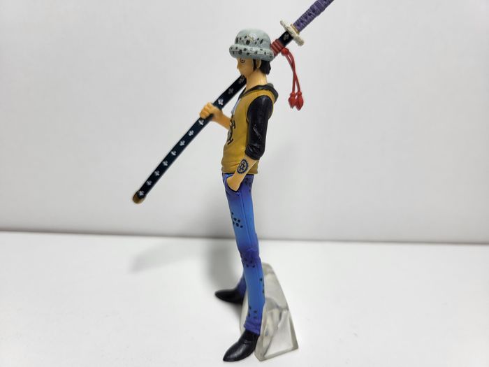 One Piece Gashapon Figurine Trafalgar Law - photo numéro 4