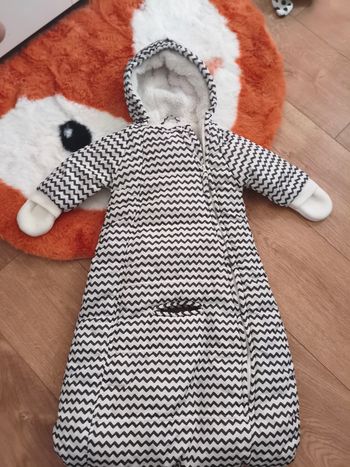 Combinaison pousette siège auto