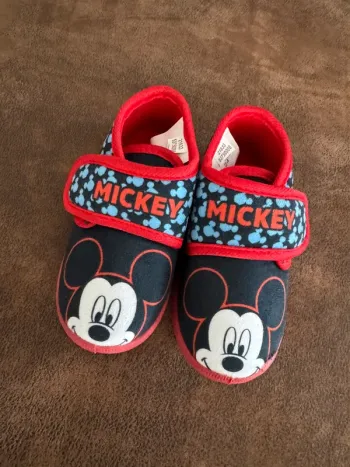 Chaussons Mickey T24