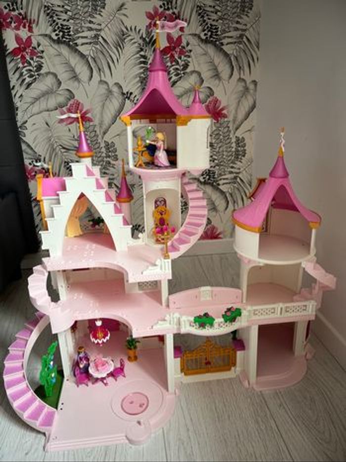 Playmobil château princesse complet - photo numéro 2