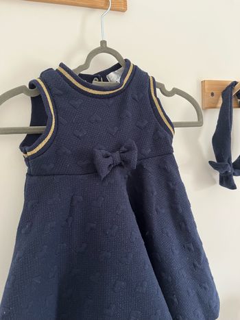 Robe portée une fois Taille 6 Mois