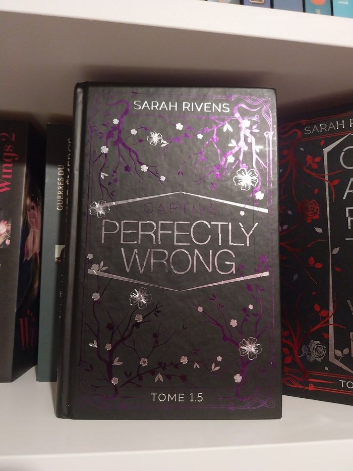 Romans Captive tomes 1.5 Perfectly Wrong et 2 Captive Reliés Collectors jaspage BMR Sarah Rivens Asher Ella Dark Romance - photo numéro 2