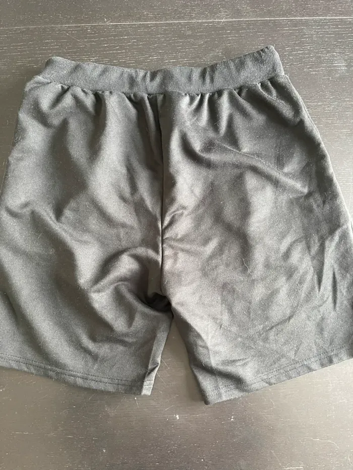 Short - photo numéro 4