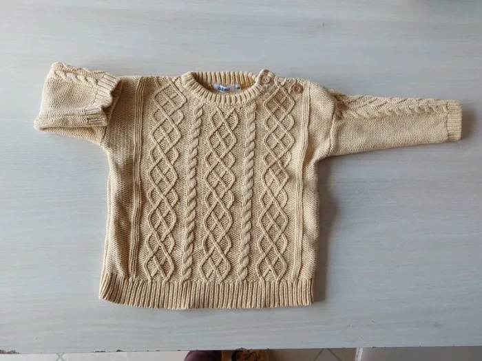 Pull type maille