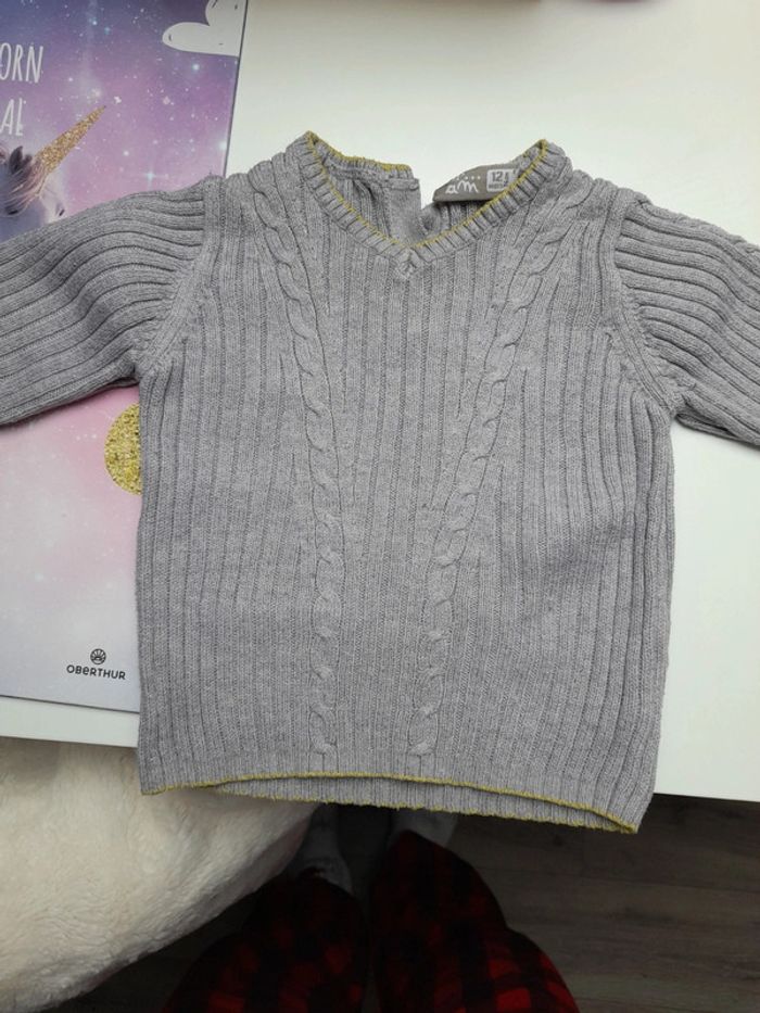 Pull gris 12 mois - photo numéro 2