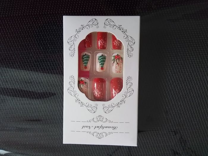 Faux ongles - photo numéro 2