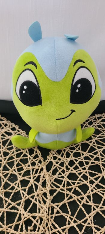 Peluche Backyard Buddies