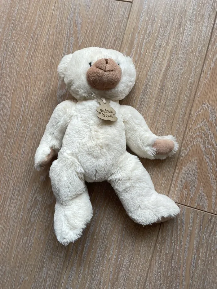 Ours en peluche doudou poupée doux en moumoute blanche
