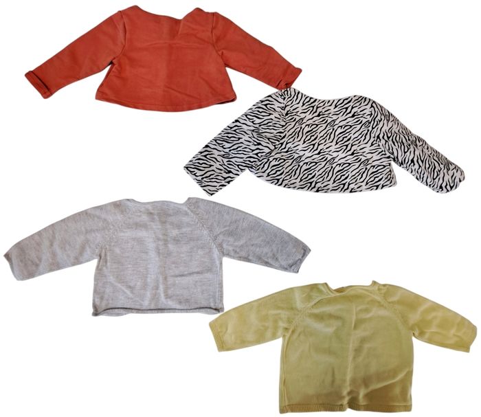 Lot de 4 gilets fille 6 mois TBE - photo numéro 2