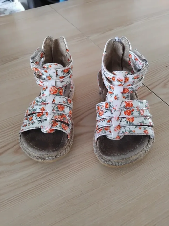 Chaussure ouverte 🔄 - photo numéro 2