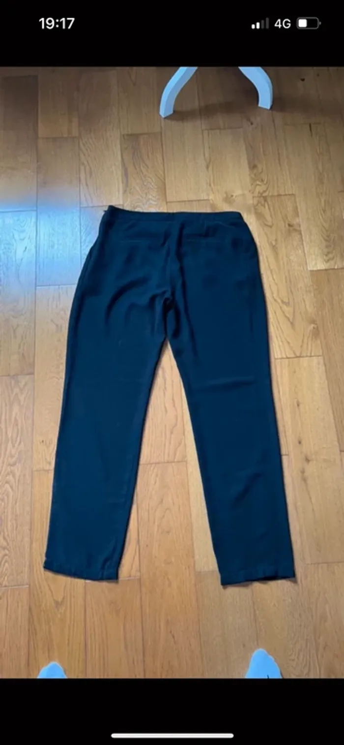 Pantalon noir fluide habillé - photo numéro 3