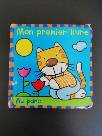 Livre cartonné Mon premier livre Au parc