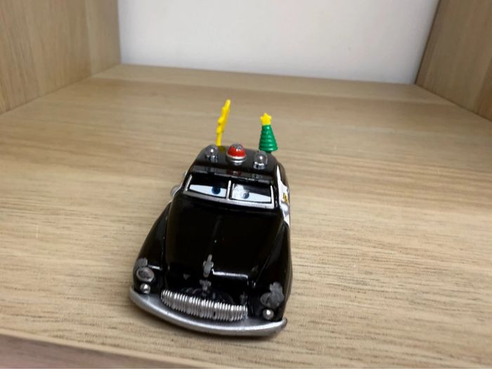 Voiture cars shérif Noël Disney Pixar - photo numéro 2