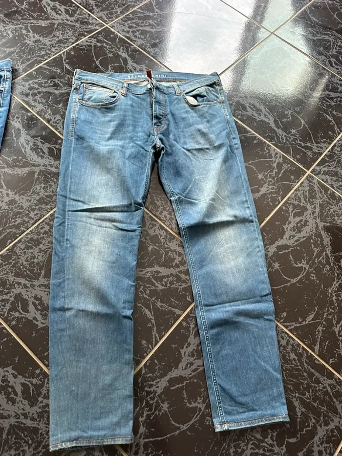 2 jeans 46 et 48 - photo numéro 3