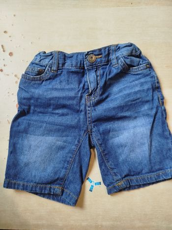 Short jean  2-3 ans