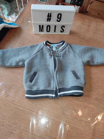 Veste grise 9 mois