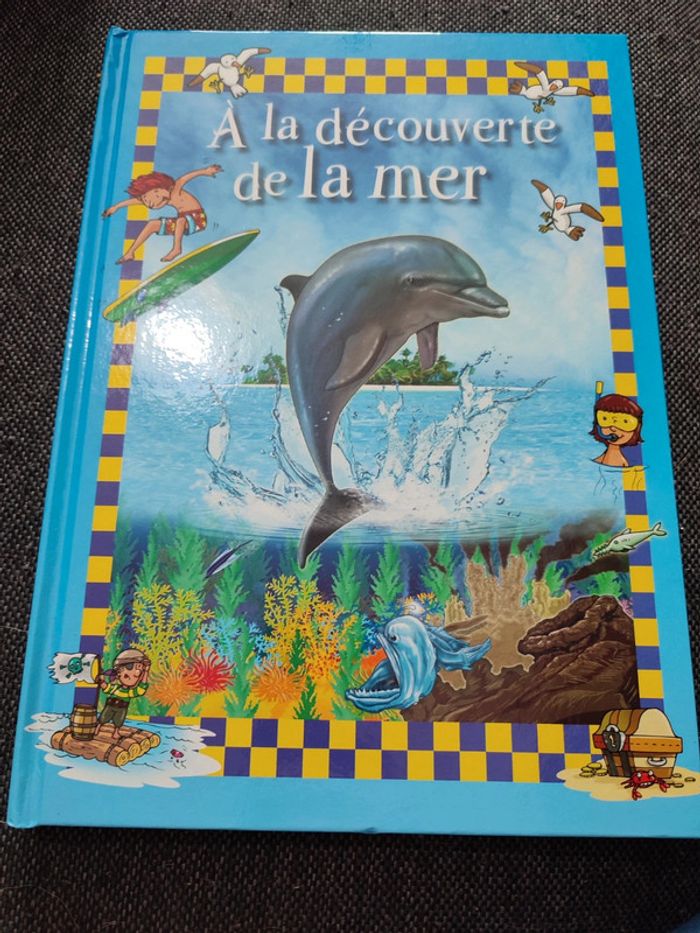 Livre a la découverte de la mer
