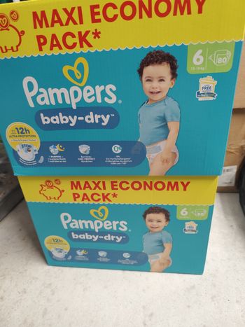 Couche pampers taille 6
