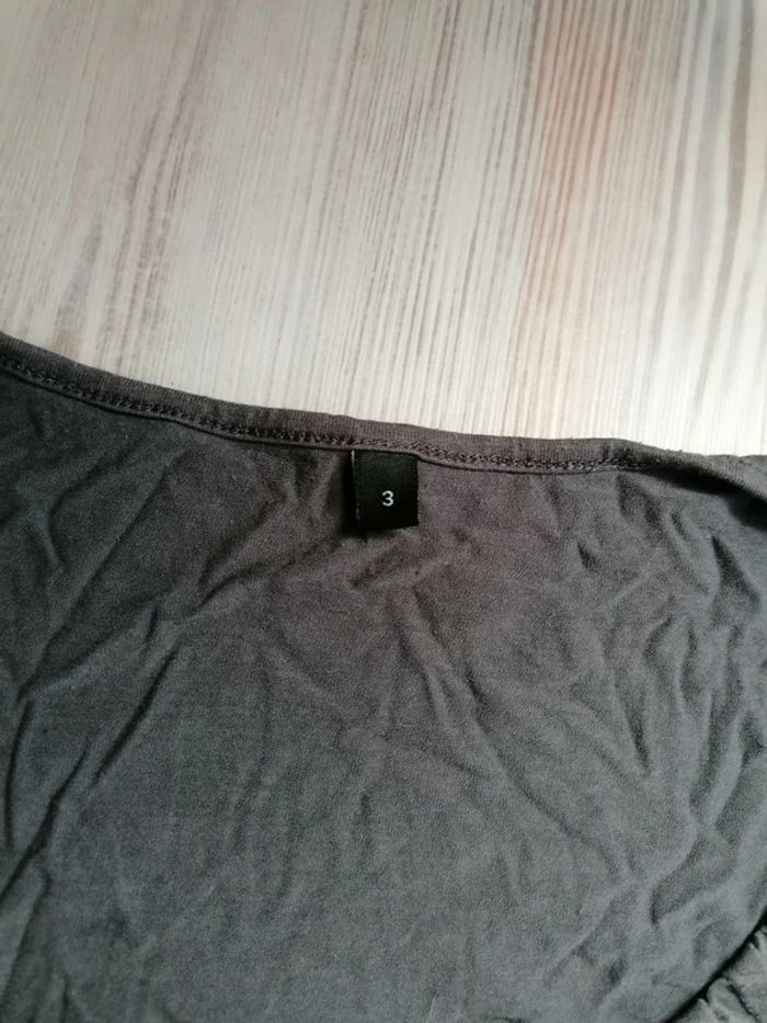 T-shirt taille 3 - photo numéro 2