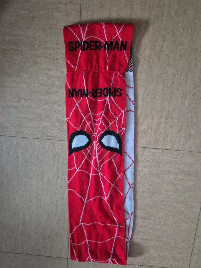Écharpe Spider man enfant taille unique