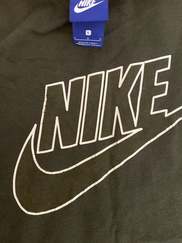 TEE shirt Nike kaki taille L - photo numéro 3