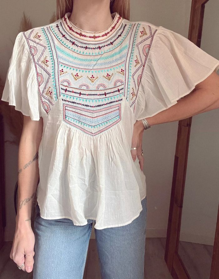 Blouse Zara avec broderie multicolore - photo numéro 2
