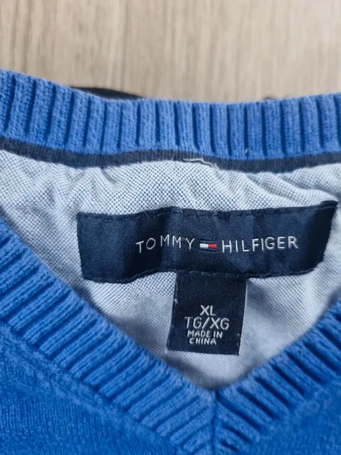 Pull a col V bleue Tommy Hilfiger Homme Taille XL - photo numéro 2