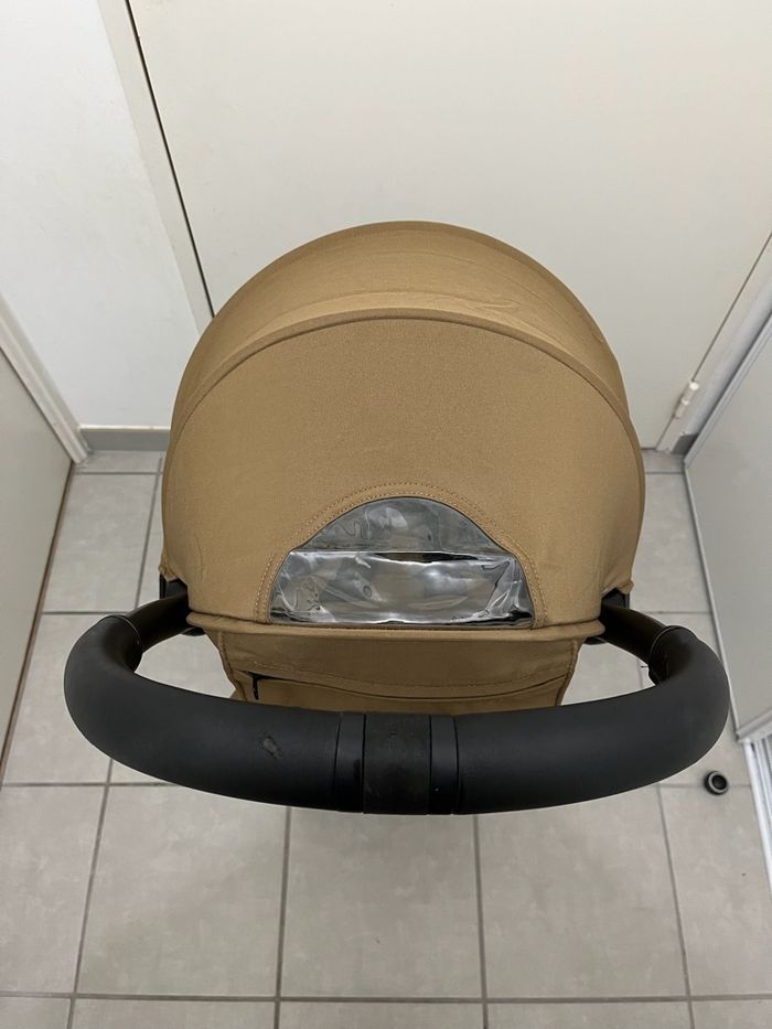 Poussette YOYO Stokke avec pack 6+ toffee - photo numéro 3