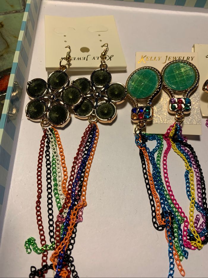 Paires de boucles d’oreilles longues - photo numéro 2