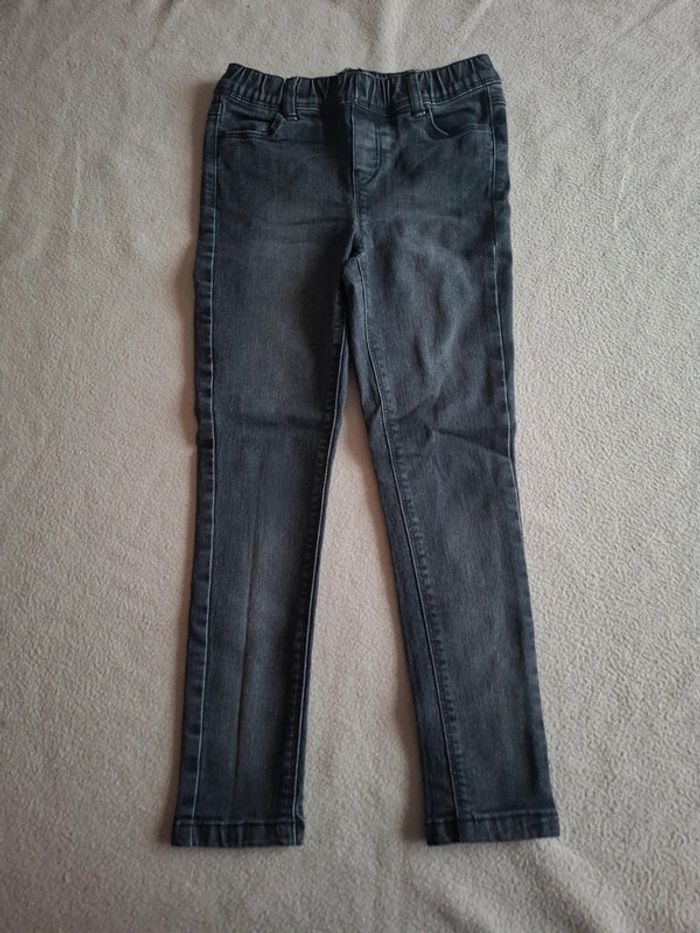 Jeans taille 8 ans