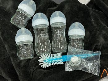 Lot de biberons en verre neufs