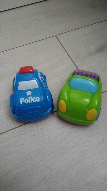 Lot deux voitures premier âge