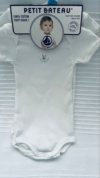 Bodies blanc petit Bateau 6 mois