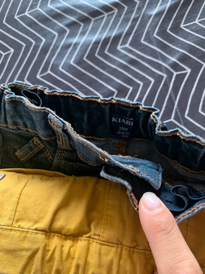 Lot 1 jeans et 2 pantalons Kiabi 24mois - photo numéro 6