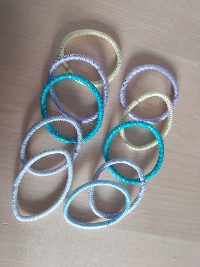 Lot de 10 élastiques à cheveux avec fils brillants - photo numéro 2