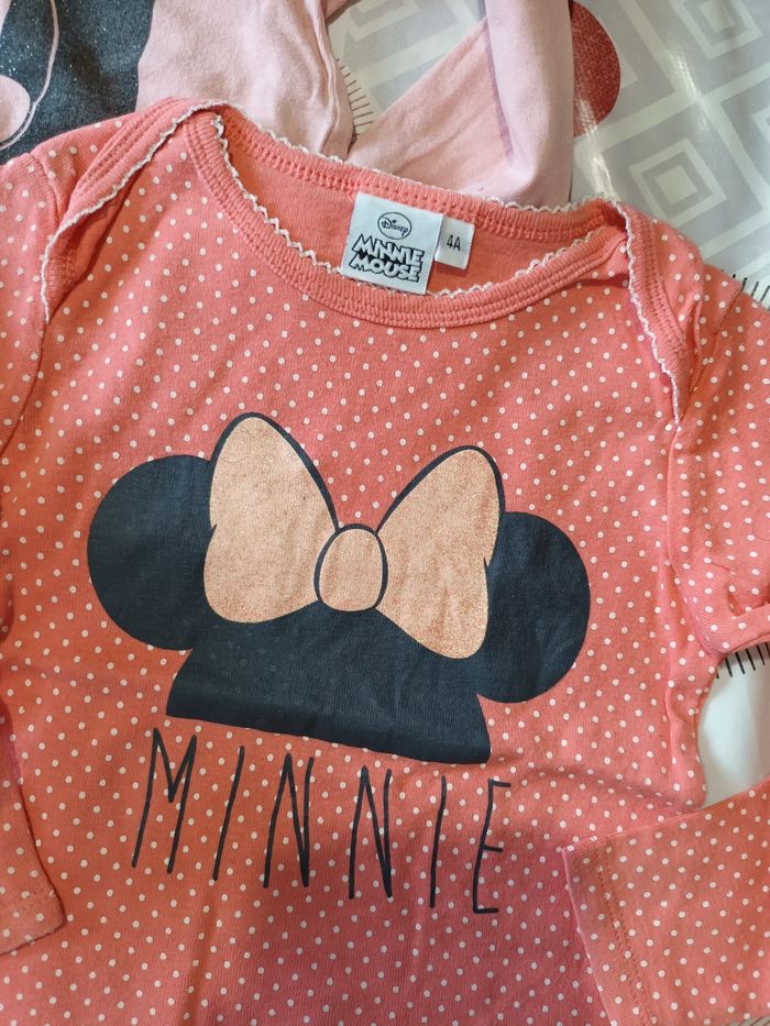 Lot 7 t-shirts manches longues 👧 taille 4 ans - photo numéro 9