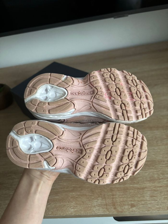 Basket new balance 530 rose fille sans lacets taille 26,5 - photo numéro 5