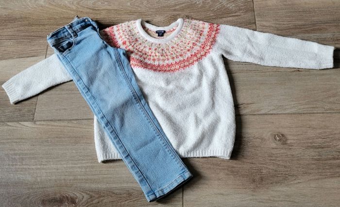 Ensemble pull et jeans slim taille 3ans