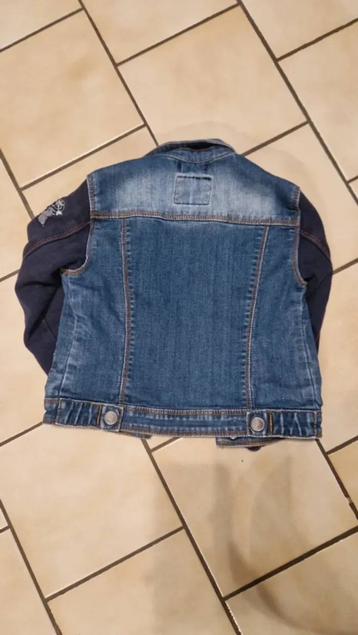 Veste jeans manches pull taille 6 ans - photo numéro 5