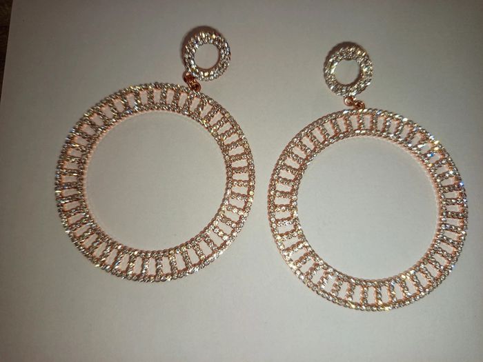 Grande boucles d'oreilles