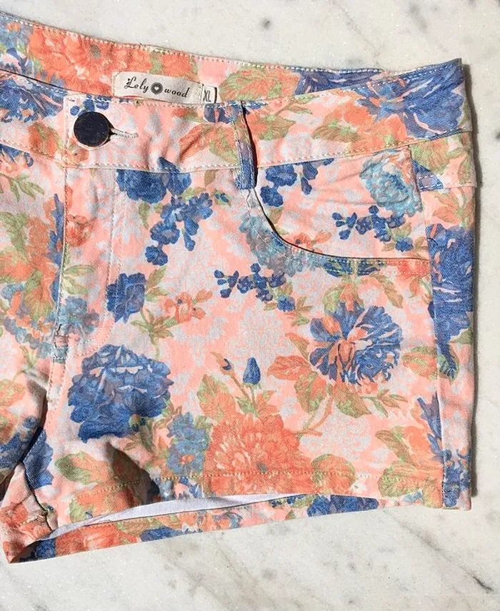 Lely Wood - Petit mini short vintage fleuri floral été bleu orange vert pastel - photo numéro 2