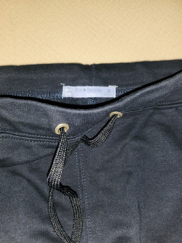 Jupe bleu marine - photo numéro 2