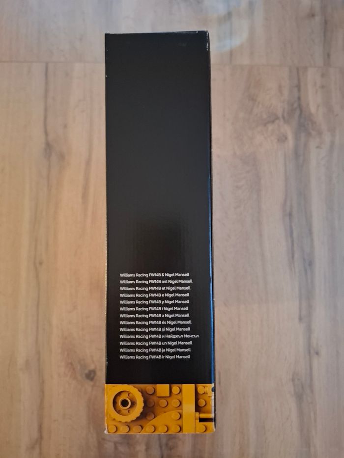 LEGO Icons 10353 - Williams Racing FW14B et Nigel Mansell - photo numéro 4