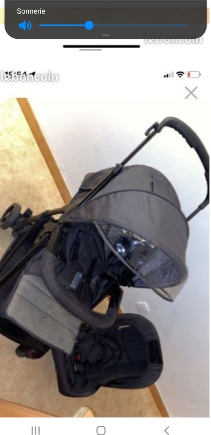 Poussette avec siège auto