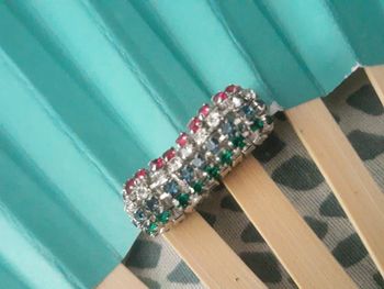 Bague strass multicolores