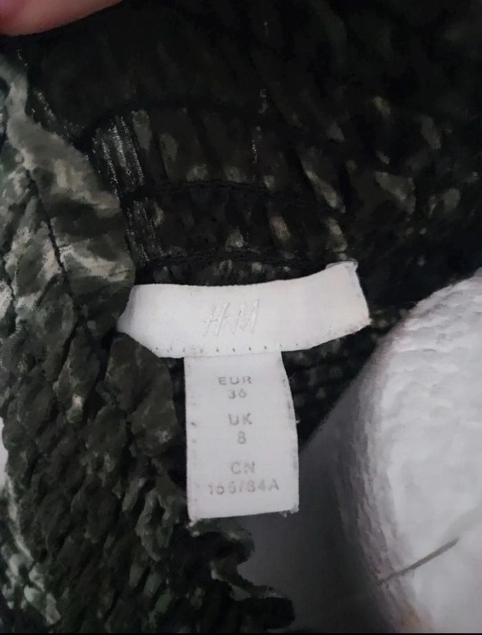 Robe Motif serpent H&M taille S - photo numéro 2