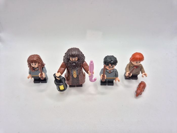 Figurines type lego Hagrid Ron Hermione et Harry Potter - photo numéro 5