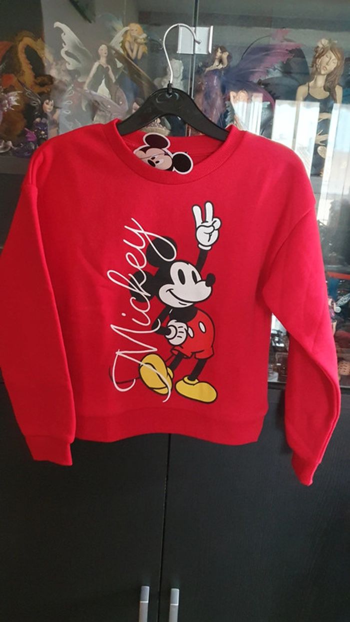 Sweat Disney Mickey taille 7-8 ans